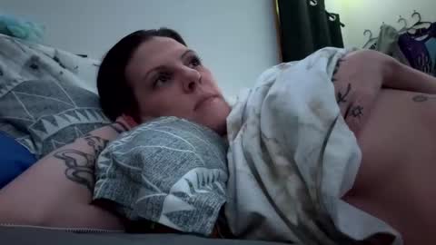 anne online show from 11/20/25, 01:50