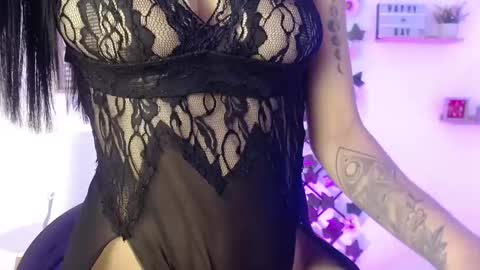 Snapshot of anne_colucci chatting on 03/03/25, 08:38 Anne  online show from 03/03/25, 08:38