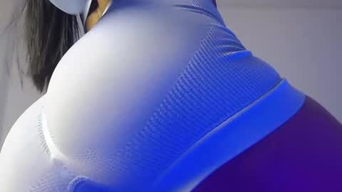 Snapshot of anne_colucci chatting on 10/06/25, 07:28 Anne  online show from 10/06/25, 07:28