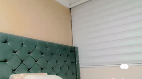       online show from 02/04/25, 11:38