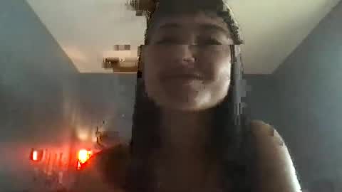 Snapshot of anne_roxanne chatting on 02/15/25, 10:10 ROXANNE online show from 02/15/25, 10:10