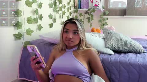 Anne online show from 01/22/25, 08:49