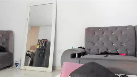 Annie  online show from 01/12/26, 05:18