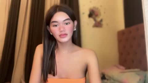 Snapshot of annedee_ chatting on 12/25/24, 05:16 Kim online show from 12/25/24, 05:16