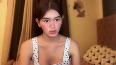 Snapshot of annedee_ chatting on 01/09/25, 06:17 Kim online show from 01/09/25, 06:17