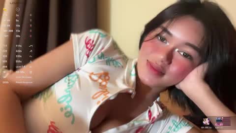 Snapshot of annedee_ chatting on 02/28/25, 07:25 Kim online show from 02/28/25, 07:25