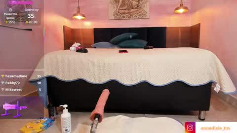 Anne online show from 03/06/25, 06:19