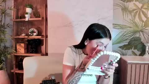 Snapshot of annedixie chatting on 07/06/26, 03:14 Anne online show from 07/06/26, 03:14