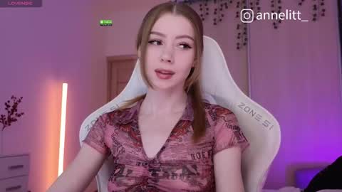 annelitt online show from 12/17/25, 10:16