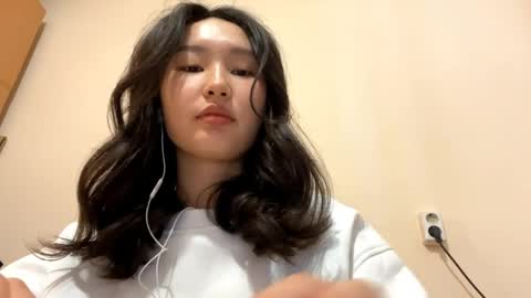 Snapshot of anneprice chatting on 05/06/26, 03:57 Aimi online show from 05/06/26, 03:57