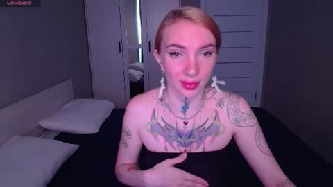 Snapshot of annetenet chatting on 06/13/26, 08:34 Annet online show from 06/13/26, 08:34