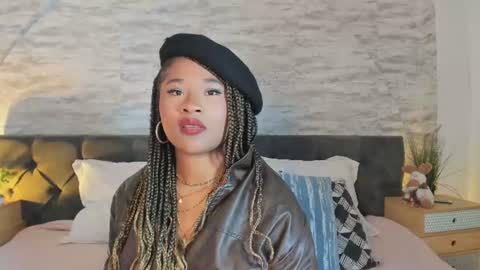Snapshot of anneth__m chatting on 06/11/26, 07:56 Anneth online show from 06/11/26, 07:56