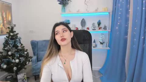 annetli online show from 12/19/25, 03:24