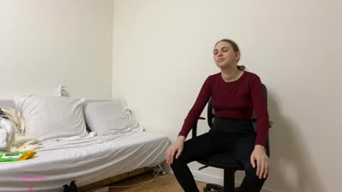 Ann  Serj online show from 02/07/26, 01:15