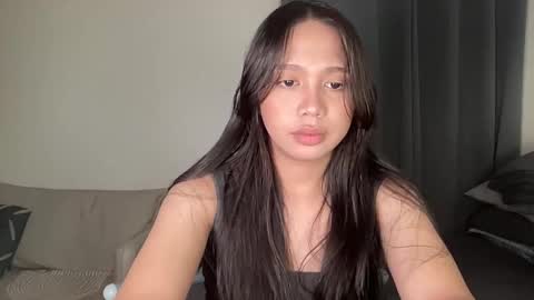 Snapshot of annette_03 chatting on 11/18/25, 01:04 Annette 03 online show from 11/18/25, 01:04