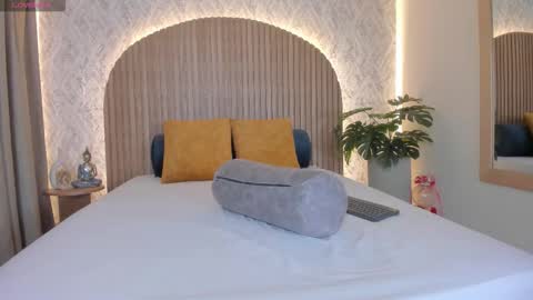 Annhya  online show from 09/12/25, 02:00