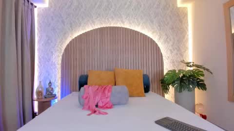 Annhya  online show from 10/01/25, 03:23