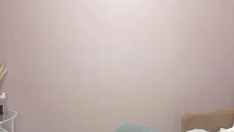 Anni online show from 11/26/25, 01:34