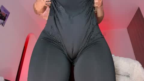 Creamy online show from 04/06/26, 11:16