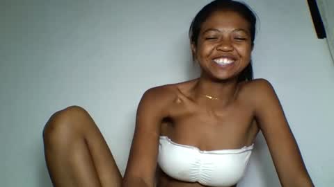 annica86 online show from 04/29/26, 05:30