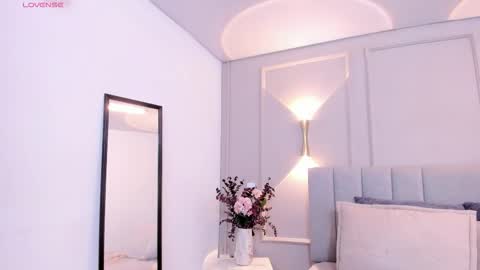 annie_20_ online show from 02/10/26, 12:09