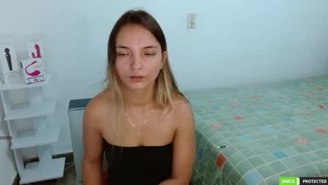 annie cherry independent model online show from 10/06/25, 05:32