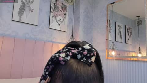 annie_cute18 online show from 11/21/25, 10:41