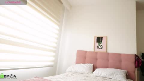 Snapshot of annie_es chatting on 04/10/26, 02:33 Annie online show from 04/10/26, 02:33