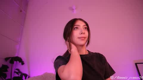 Annie Evans online show from 02/27/25, 05:02