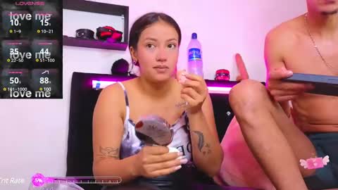 Snapshot of annie_hot_1 chatting on 12/08/24, 11:03 Annie online show from 12/08/24, 11:03