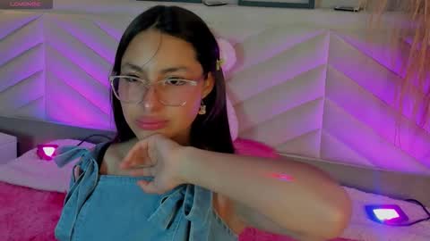   online show from 11/08/25, 07:01