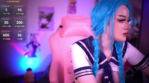 Snapshot of annie_may_may chatting on 12/14/24, 06:20 Annie May   online show from 12/14/24, 06:20