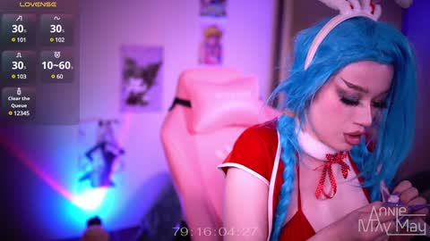 Snapshot of annie_may_may chatting on 12/22/24, 01:55 Annie May   online show from 12/22/24, 01:55