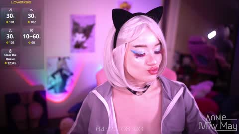 Snapshot of annie_may_may chatting on 01/06/25, 07:52 Annie May   online show from 01/06/25, 07:52