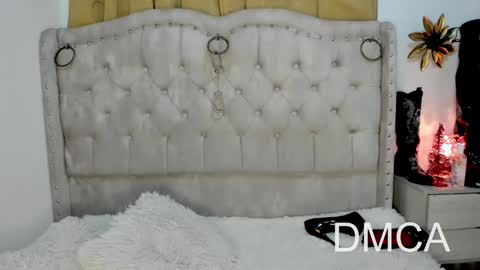 Snapshot of annie_roggers chatting on 12/15/24, 10:47 Annie online show from 12/15/24, 10:47