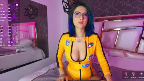 Annie  online show from 02/28/25, 12:31