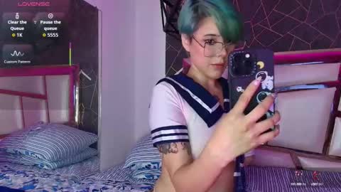 Annie  online show from 09/24/25, 11:57