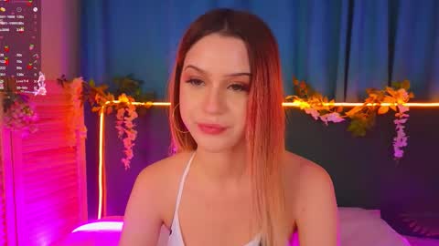 annie online show from 11/28/25, 09:06