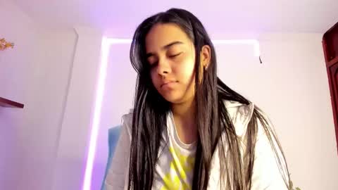 Annie online show from 11/13/25, 01:21