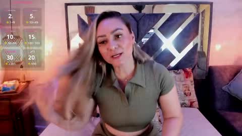 annie_vega17 online show from 06/03/26, 12:08