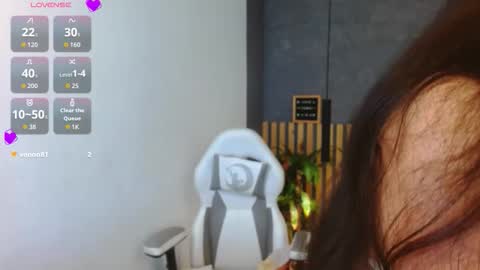 Snapshot of annie_volker chatting on 11/29/25, 05:32 Annie Volker online show from 11/29/25, 05:32