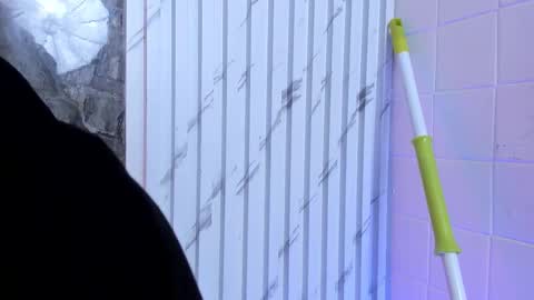 annie_wigg_ online show from 02/24/26, 03:04