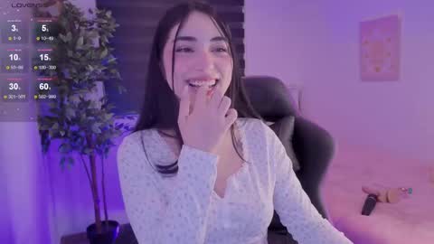 Cassandra online show from 10/07/25, 05:59