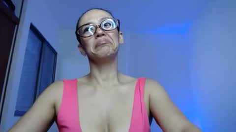 Snapshot of anniecervantez chatting on 04/07/26, 09:37 Annie online show from 04/07/26, 09:37