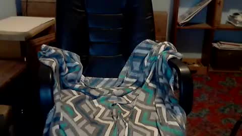 Snapshot of anniegurl chatting on 12/14/24, 12:55 anniegurl online show from 12/14/24, 12:55