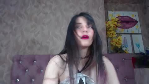 Annie online show from 09/23/25, 06:55