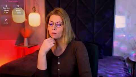 Annie online show from 01/14/26, 08:20