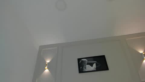 Snapshot of anniemartinezz chatting on 01/25/25, 11:13 Annie online show from 01/25/25, 11:13