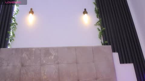 Snapshot of anniemartinezz chatting on 09/21/25, 12:51 Annie online show from 09/21/25, 12:51