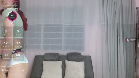 Snapshot of anniesparkle chatting on 07/17/26, 12:39 Annie Sparkle online show from 07/17/26, 12:39